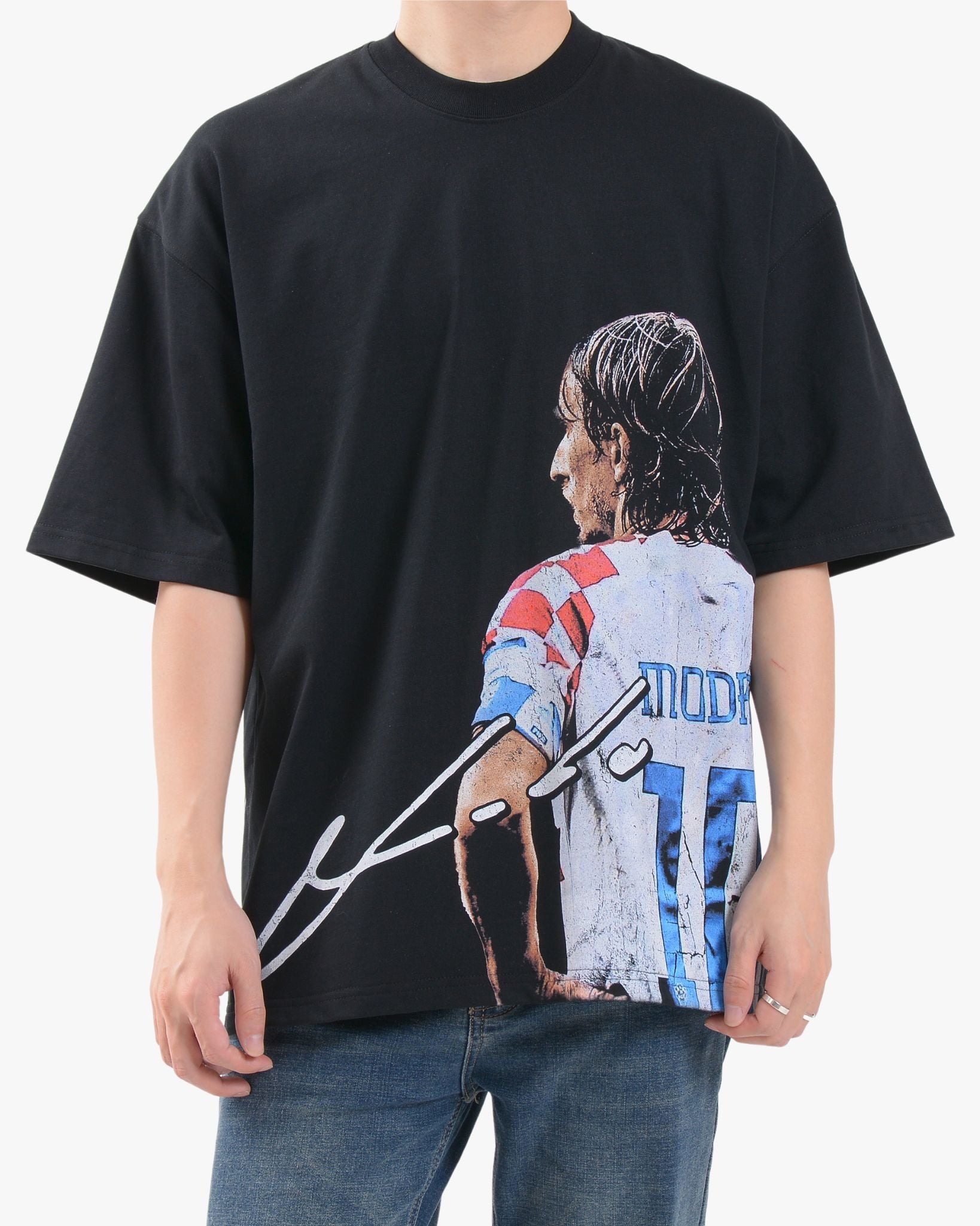 MODRIĆ TEE BLACK